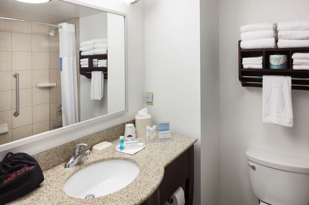 Images Hampton Inn & Suites Oklahoma City-Bricktown