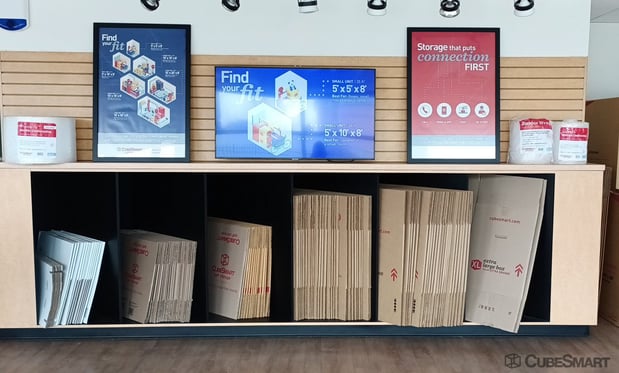 Images CubeSmart Self Storage