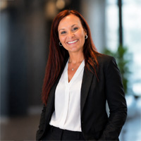 Erin Allan headshot