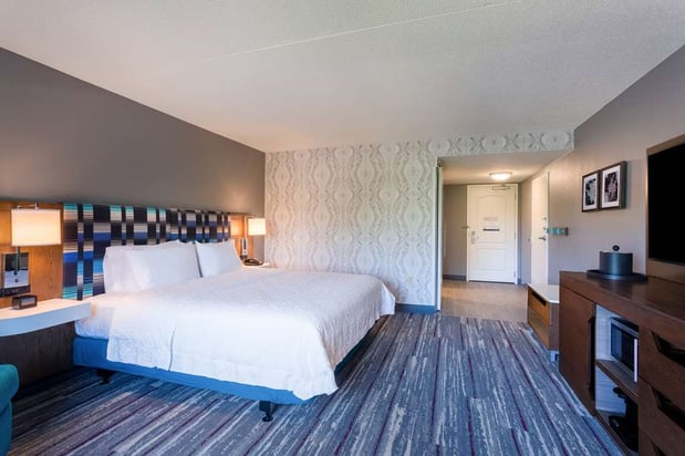 Images Hampton Inn & Suites Herndon-Reston