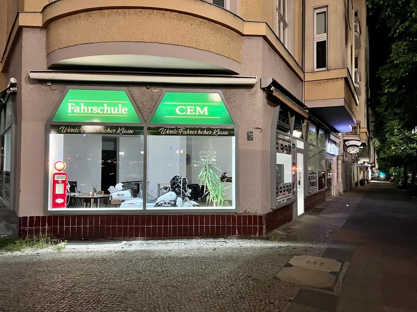 Bilder Fahrschule CEM UG