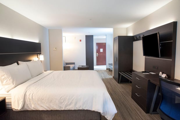 Images Holiday Inn Express & Suites Chester-Monroe-Goshen by IHG