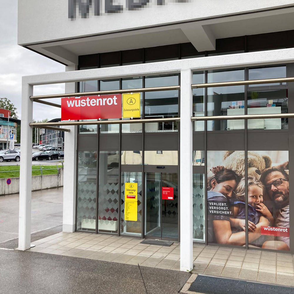 Wüstenrot Filiale Vöcklabruck mit Zulassungsservice, Max Planck-Straße 11 in Vöcklabruck