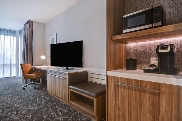 Images Hilton Garden Inn Anaheim Resort