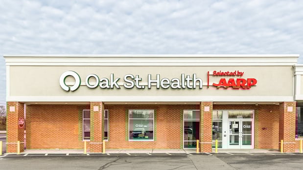 Images Oak Street Health Glendale Primary Care Clinic