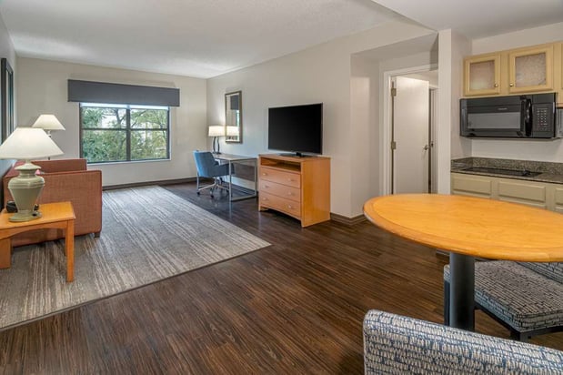 Images Hampton Inn & Suites Nashville-Vanderbilt-Elliston Place