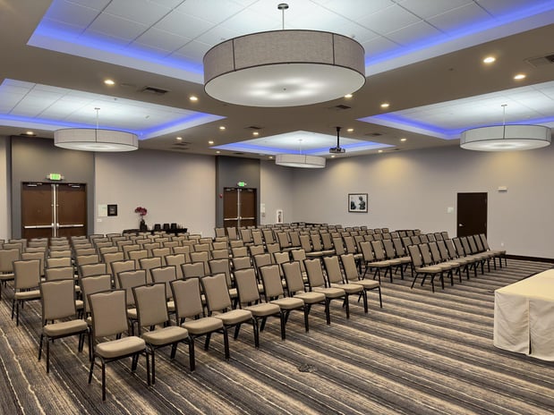 Images Holiday Inn Carlsbad - San Diego by IHG