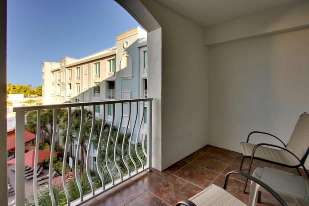Images Holiday Inn Resort Orlando Lake Buena Vista by IHG