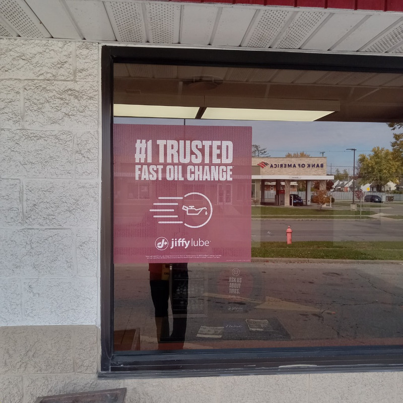 Jiffy Lube Oil Change Image