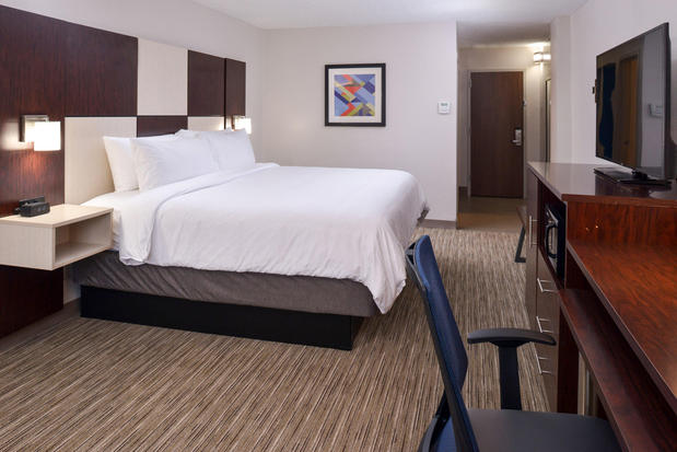 Images Holiday Inn Express Towson Baltimore N by IHG