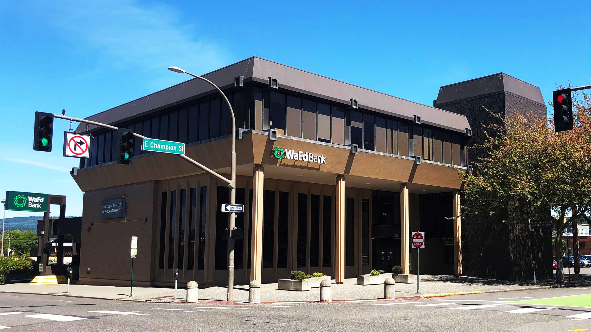 Photo of the WaFd Bank Branch location in Bellingham, Washington. Located at 1500 Cornwall Ave, Bell WaFd Bank Bellingham (360)733-3050
