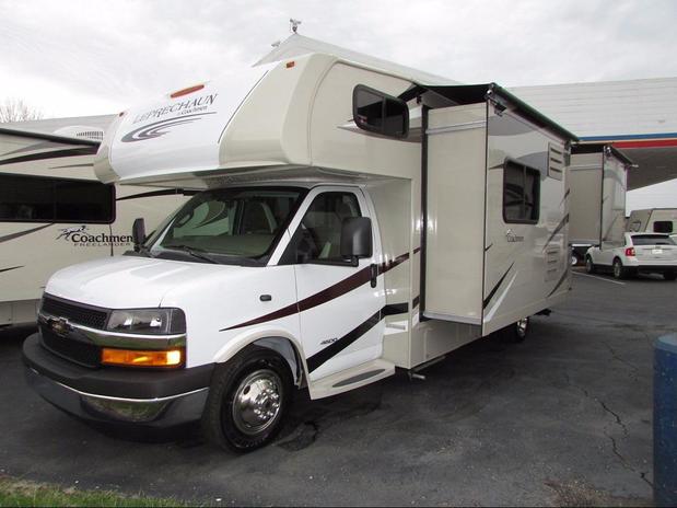 Images Midwest RV Center