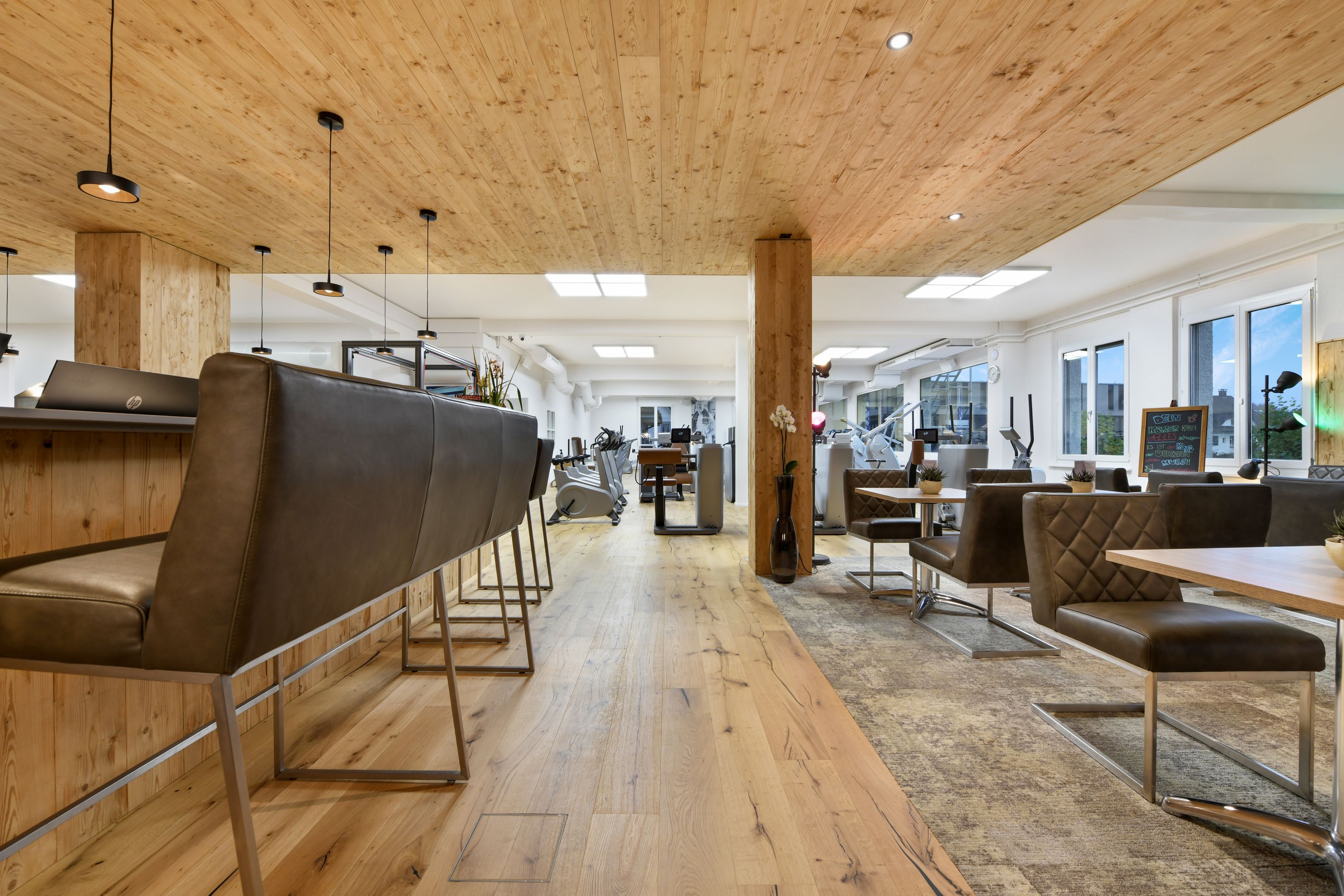 Bilder Natural Premium Training AG