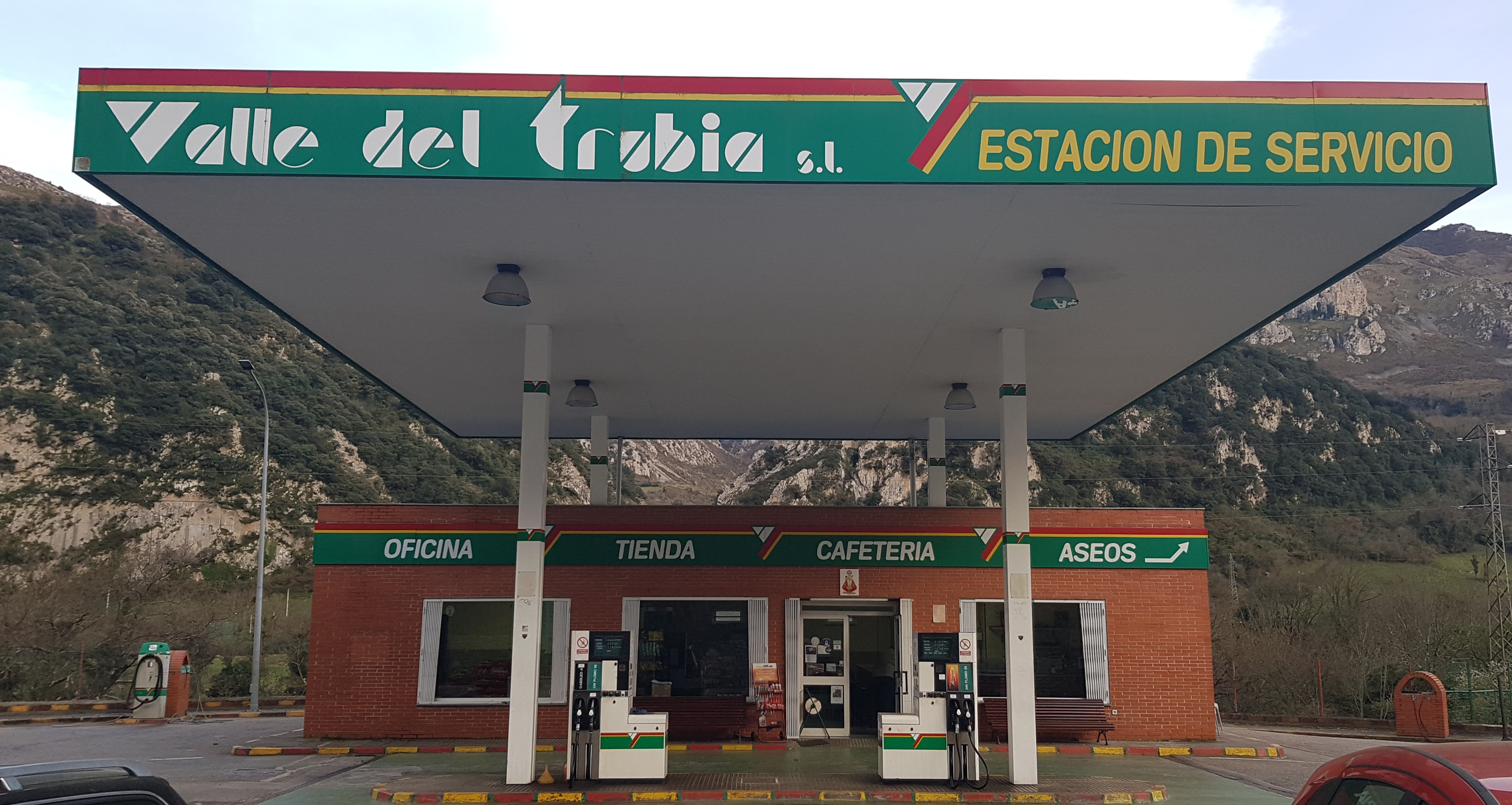 Images Estación de Servicio Valle del Trubia