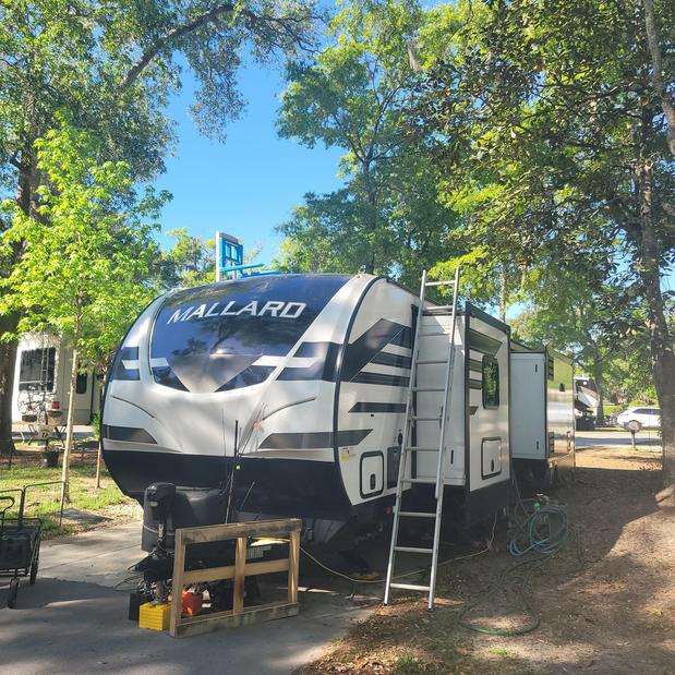 Images D-RV Mobile Repair