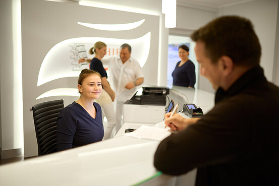 Chiropraktik & Osteopathie München | Dr. Thiele, Weinstraße 4 in München