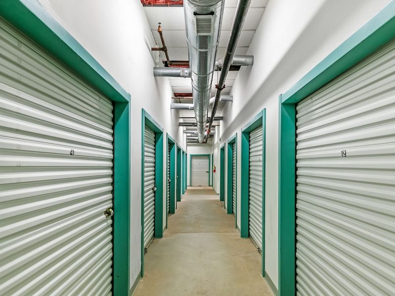 Images Extra Space Storage