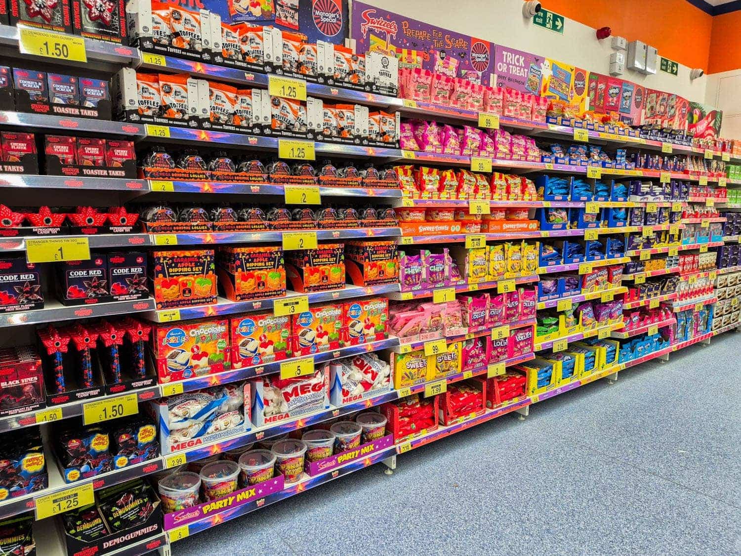 Images B&M Home Store with Garden Centre