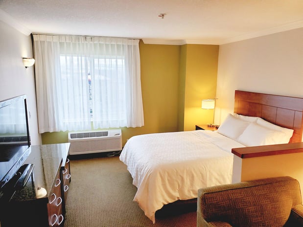 Images Holiday Inn Express & Suites Portland-NW Downtown by IHG