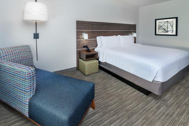 Images Holiday Inn Express & Suites Shreveport - West by IHG