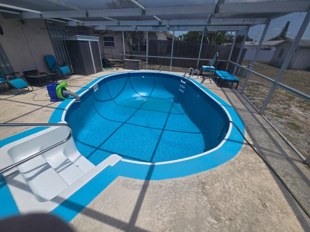 Images Paradise Palm Pools Inc