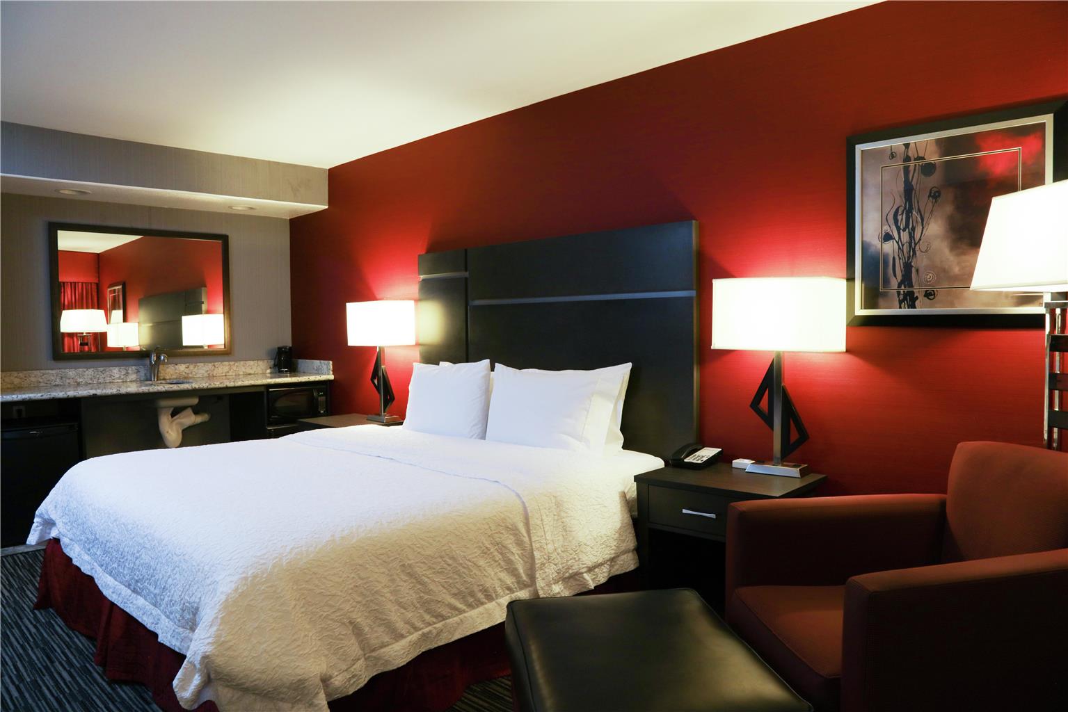 Guest room