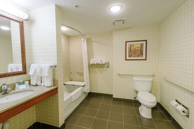 Images Hilton Garden Inn Manchester Downtown