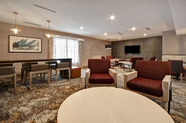 Images DoubleTree by Hilton St. Louis Airport