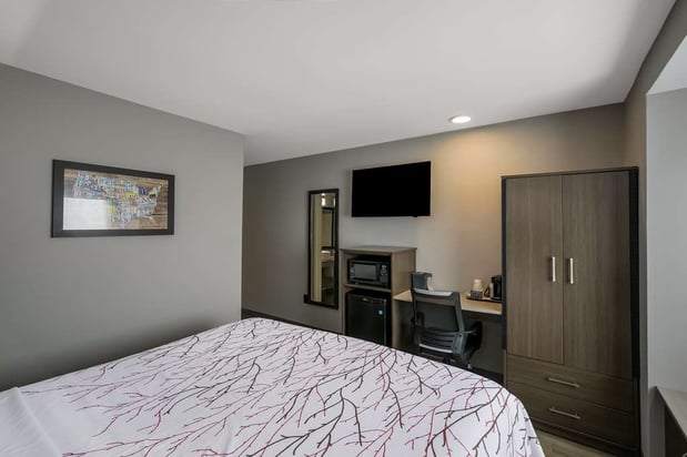 Images SureStay Plus by Best Western Sevierville