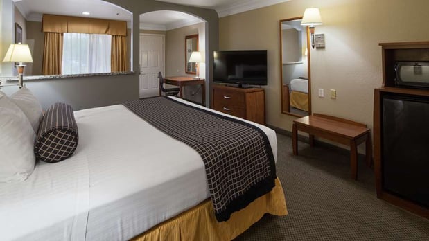 Images Best Western Angleton Inn