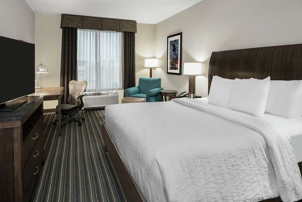 Images Hilton Garden Inn San Antonio At The Rim