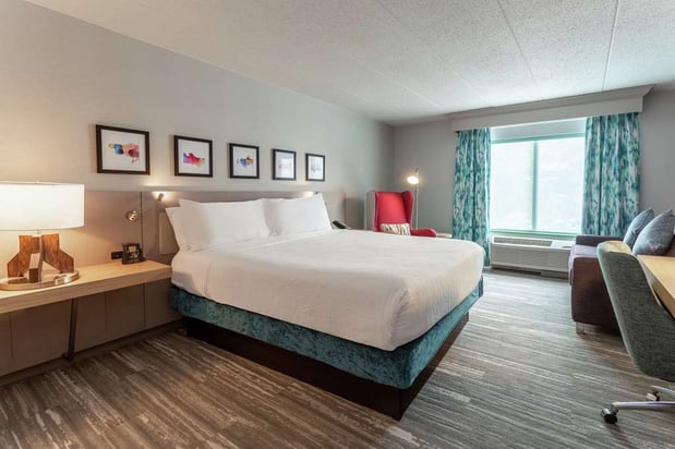 Images Hilton Garden Inn Chicago North Shore/Evanston