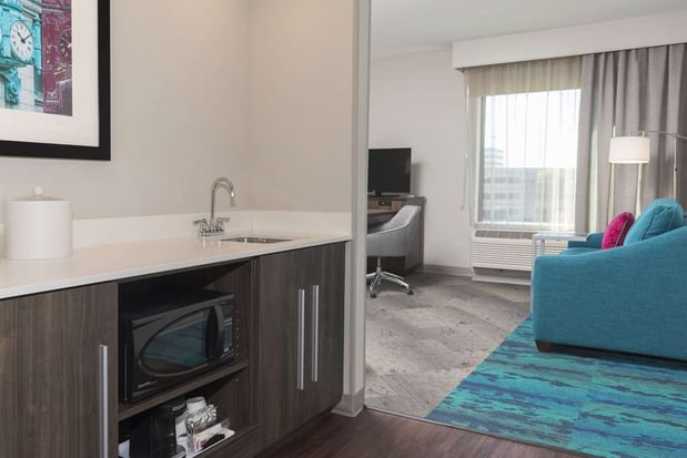 Images Hampton Inn & Suites Chicago Schaumburg