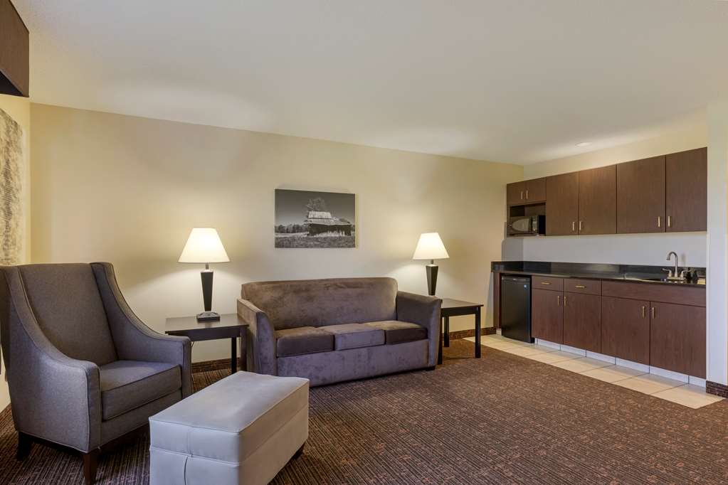 2 Room Suite
