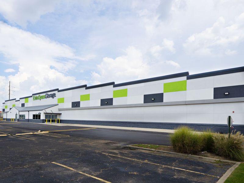 Images Extra Space Storage