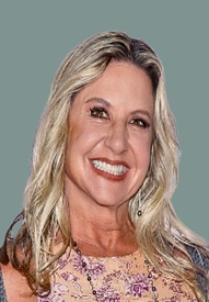 Stephanie Green headshot