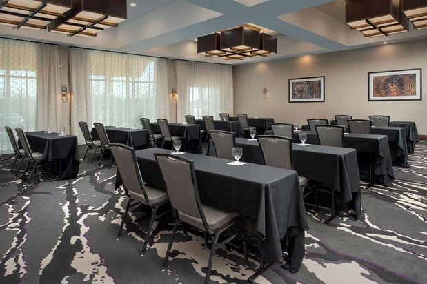 Images Hilton Garden Inn Columbia Airport