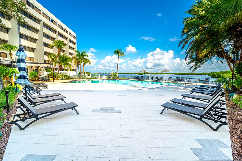 DoubleTree by Hilton Tampa Rocky Point Waterfront