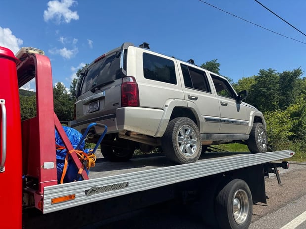 Images M&D's Towing