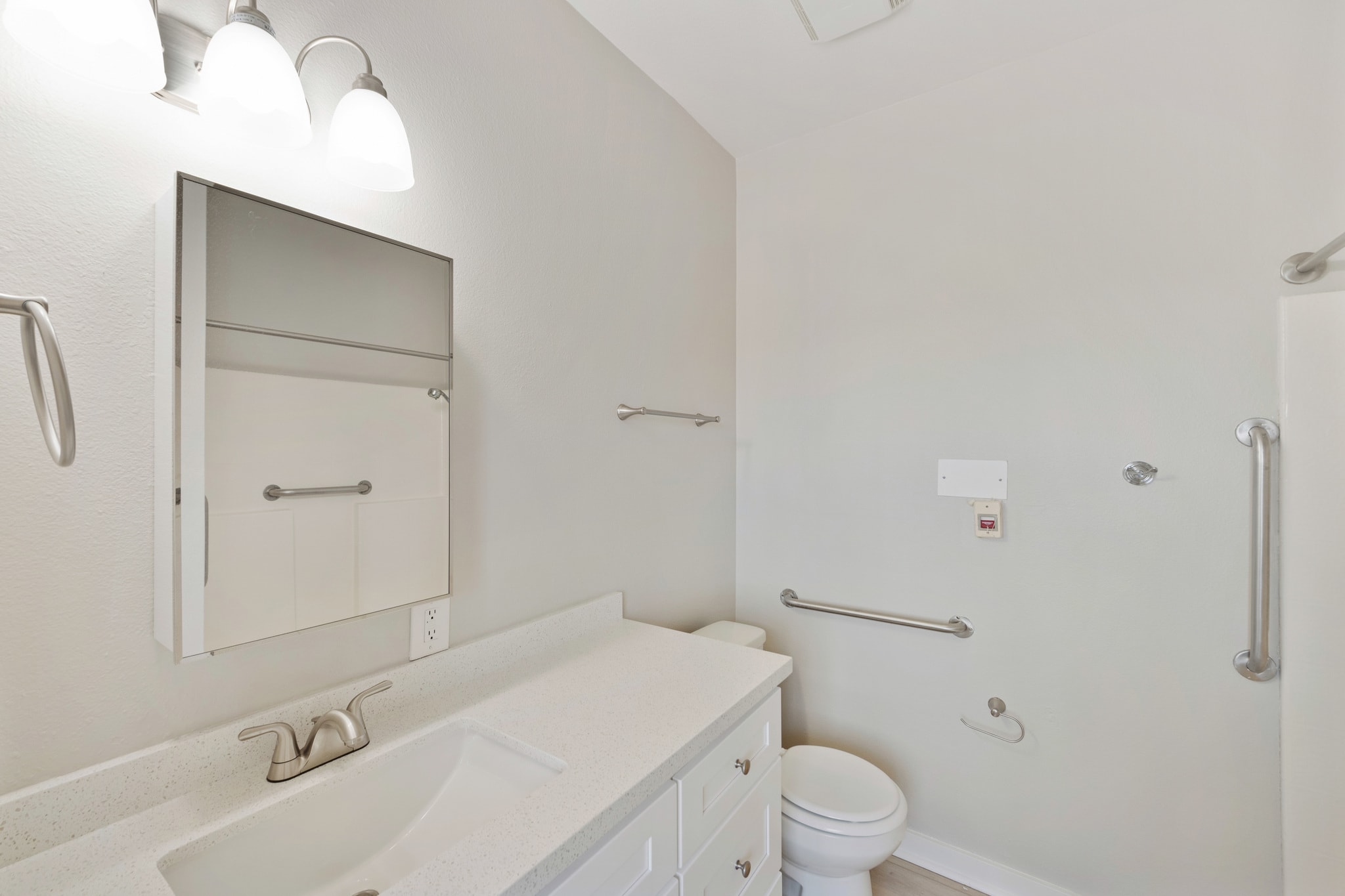 Modern Bathroom at Azure Point at Encinitas