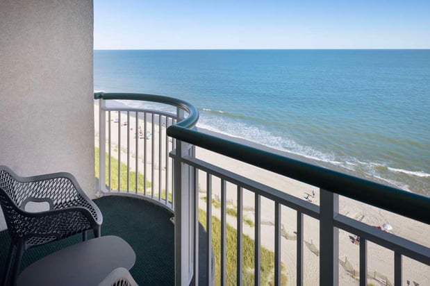 Images Hampton Inn & Suites Myrtle Beach/Oceanfront