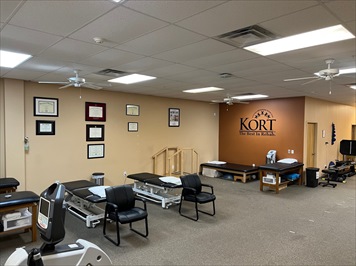 Images KORT Physical Therapy - Versailles