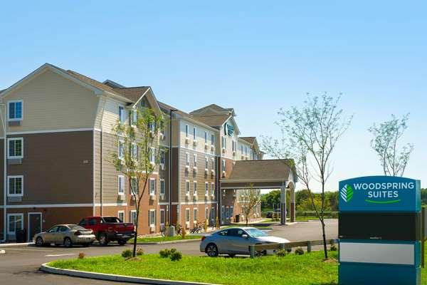 Images WoodSpring Suites Allentown