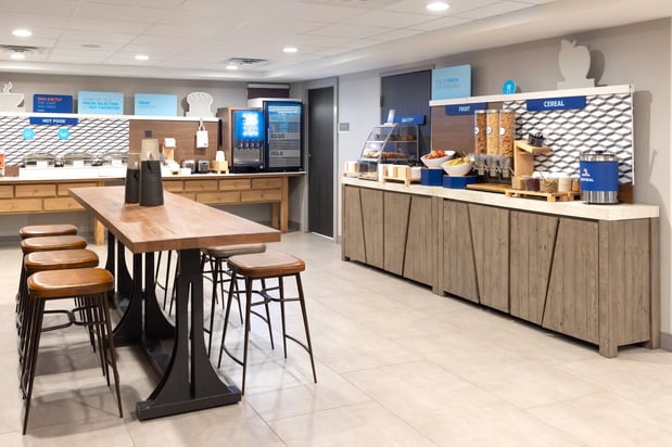 Images Holiday Inn Express South Burlington - Downtown by IHG