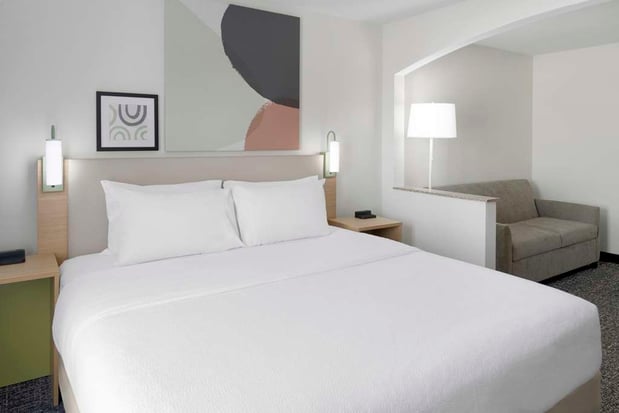 Images Spark by Hilton Lansing