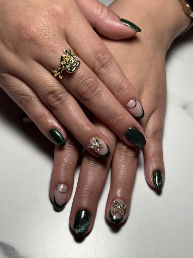 Images StarLuxe Nails & Spa Lounge