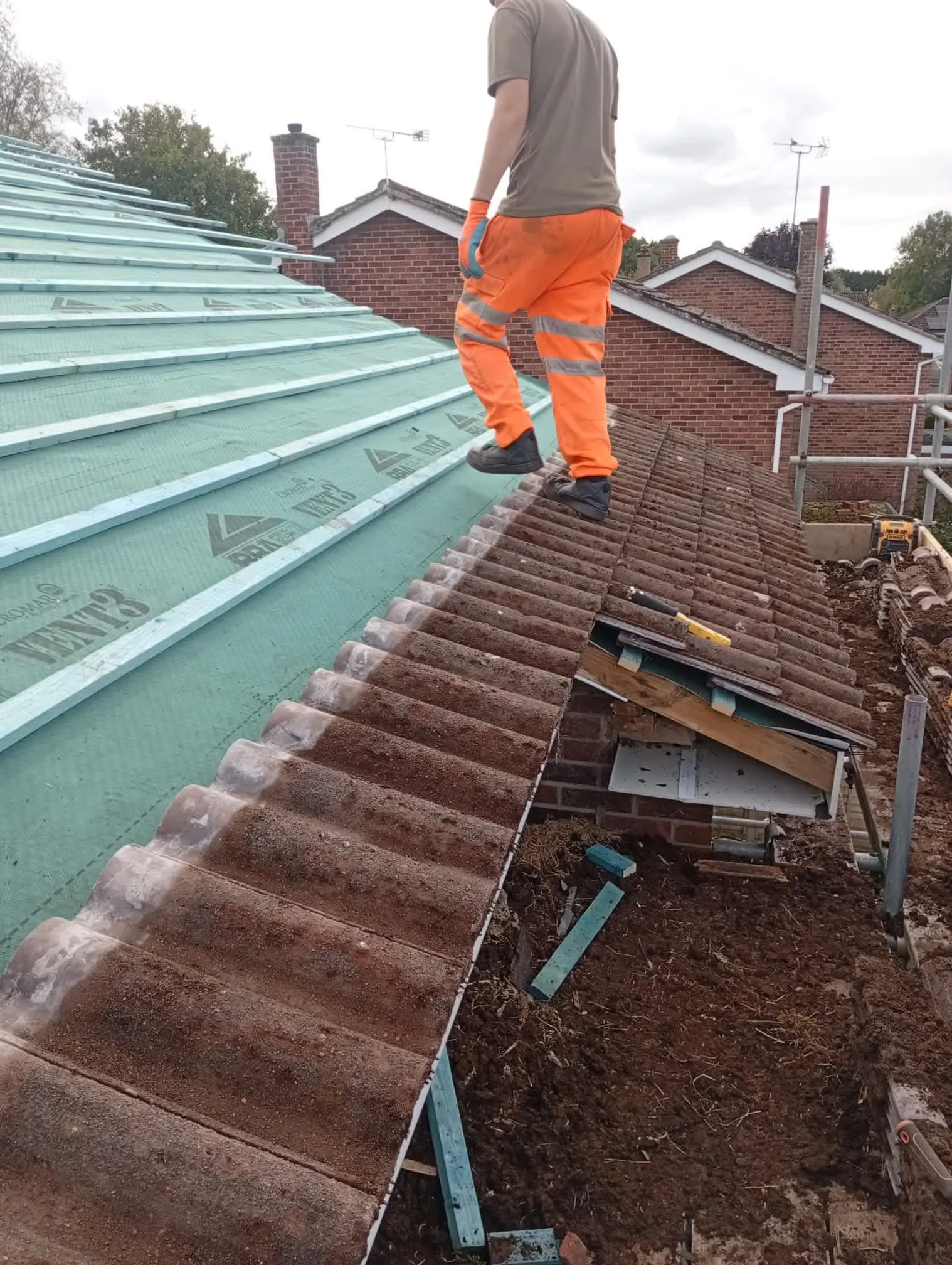 Images Proline Roofing Ltd