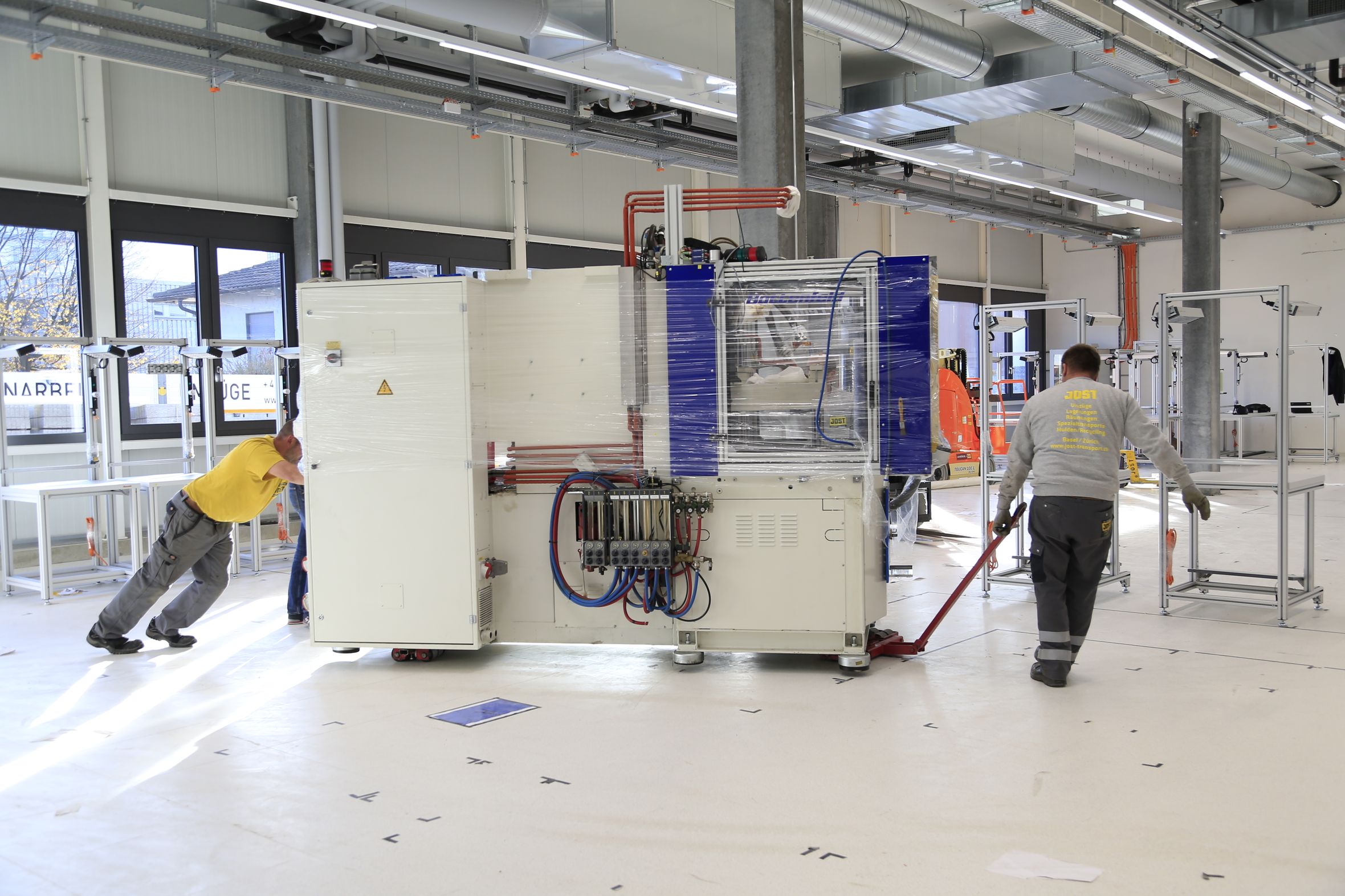 Bilder Jost Transport AG Umzüge+Lagerungen