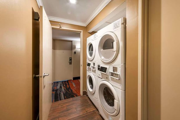 Images Best Western Plus White Bear Country Inn