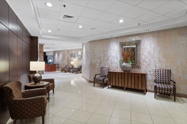 Images Crowne Plaza Executive Center Baton Rouge by IHG